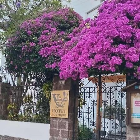 Hotel Boutique Spa Villa De Sant Quito Exterior photo