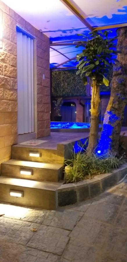 Hotel Boutique Spa Villa De Sant Quito Exterior photo