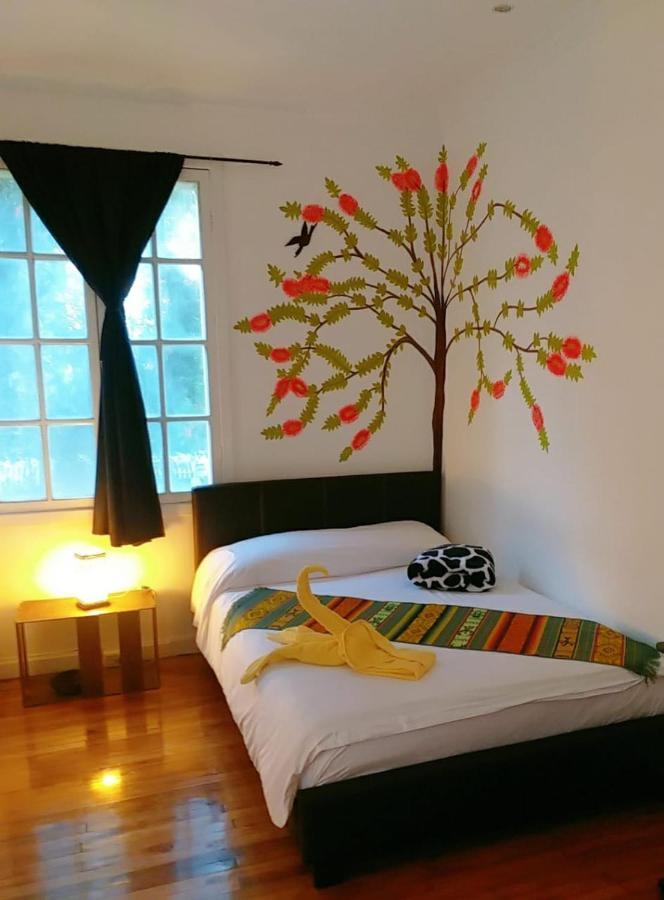 Hotel Boutique Spa Villa De Sant Quito Exterior photo