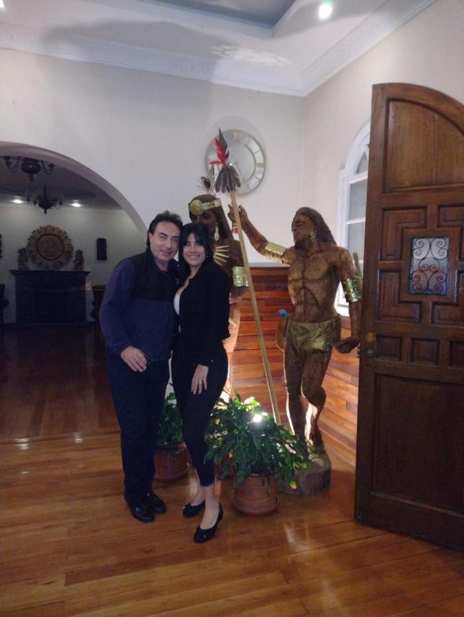 Hotel Boutique Spa Villa De Sant Quito Exterior photo