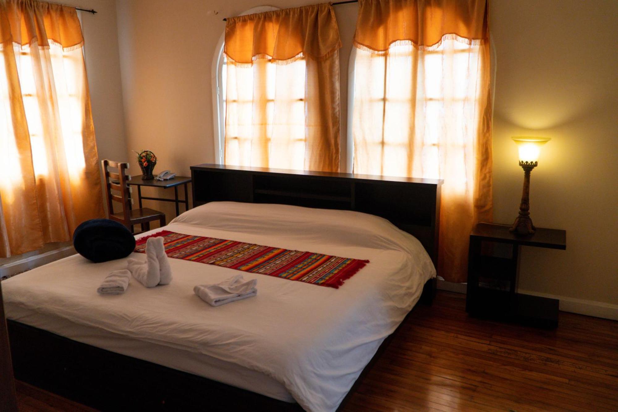 Hotel Boutique Spa Villa De Sant Quito Exterior photo