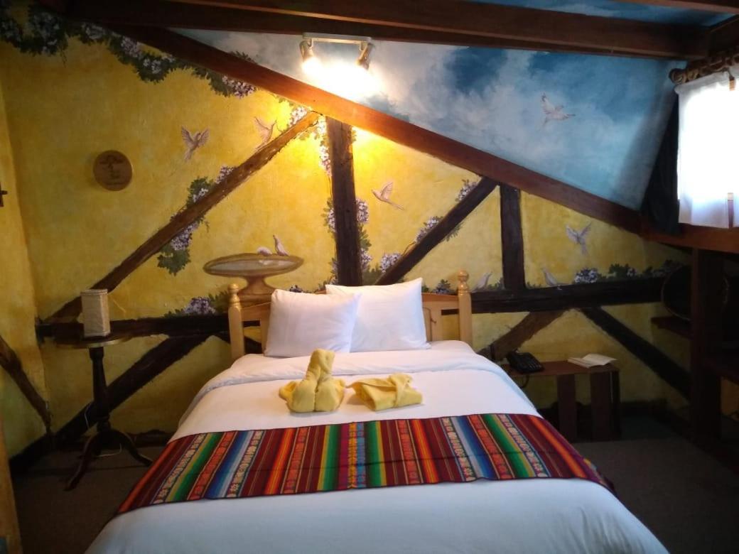 Hotel Boutique Spa Villa De Sant Quito Exterior photo